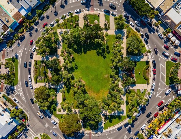 171 WHITTIER DRIVE, Sarasota, FL 34236