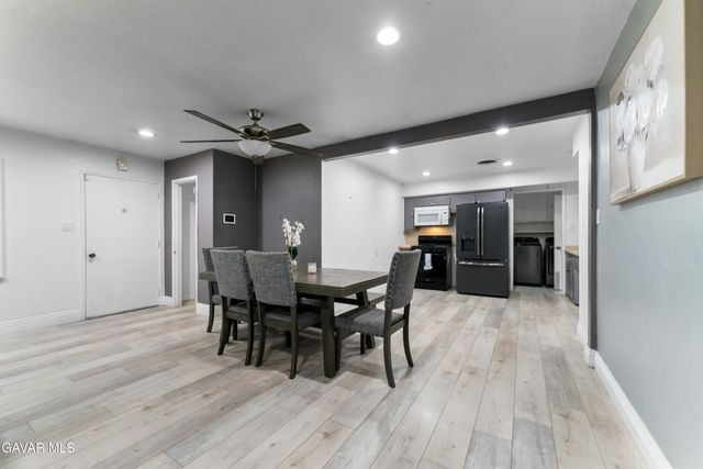 44410 Loneoak Avenue, Lancaster, CA 93534