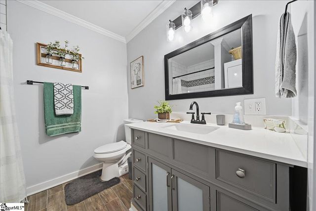 7 Marlow Lane, Taylors, SC 29687