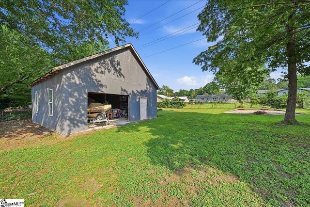 7 Marlow Lane, Taylors, SC 29687