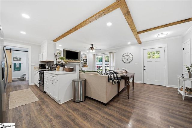 7 Marlow Lane, Taylors, SC 29687