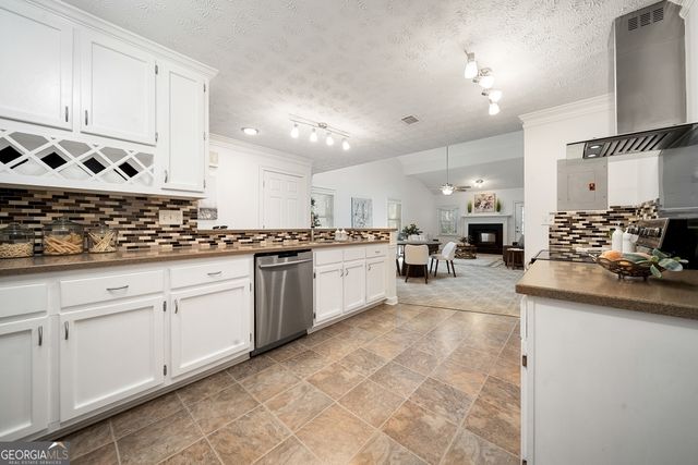 3265 Heatheridge, Duluth, GA 30096