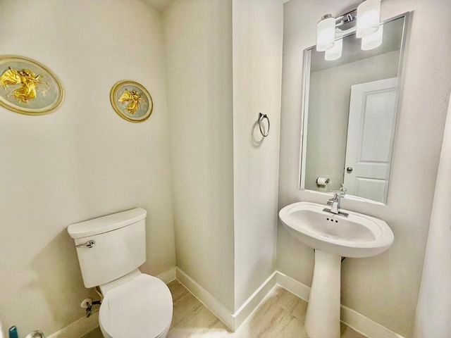 1254 N Post Oak Road B, Houston, TX 77055