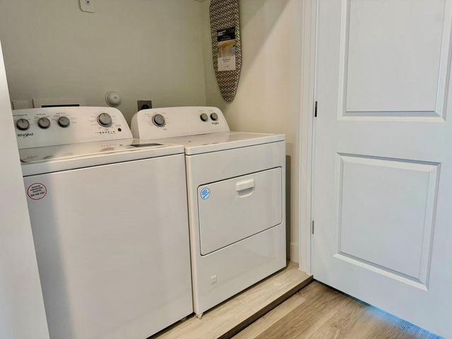 1254 N Post Oak Road B, Houston, TX 77055