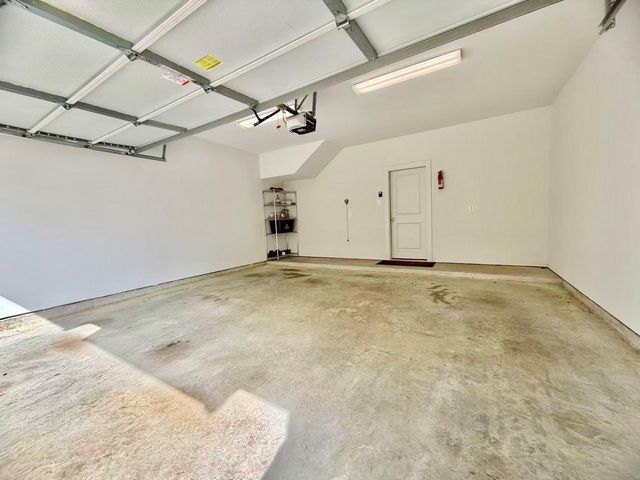 1254 N Post Oak Road B, Houston, TX 77055