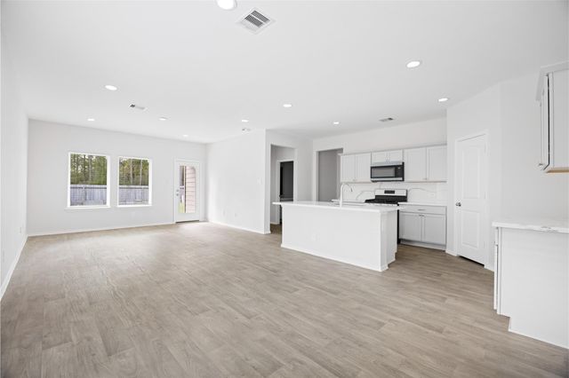 24059 Kentwood Springs Drive, Spring, TX 77373