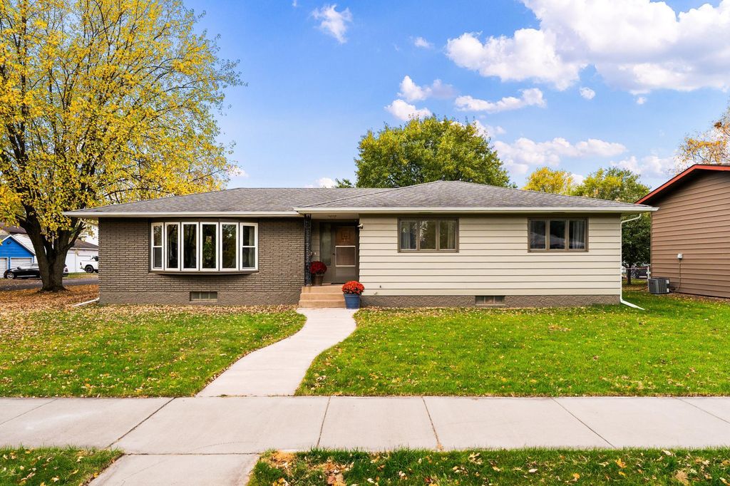 1727 Logan Avenue, Superior, WI 54880