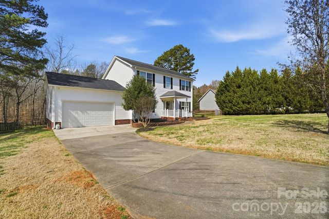 9665 Autumn Circle, Davidson, NC 28036
