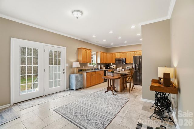 9665 Autumn Circle, Davidson, NC 28036