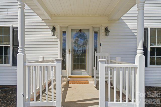 9665 Autumn Circle, Davidson, NC 28036