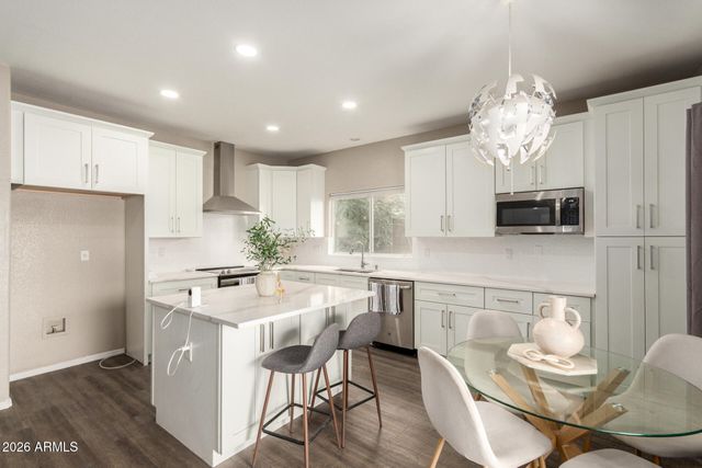 20293 N 83RD Drive, Peoria, AZ 85382