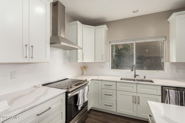 20293 N 83RD Drive, Peoria, AZ 85382