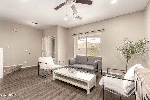 20293 N 83RD Drive, Peoria, AZ 85382