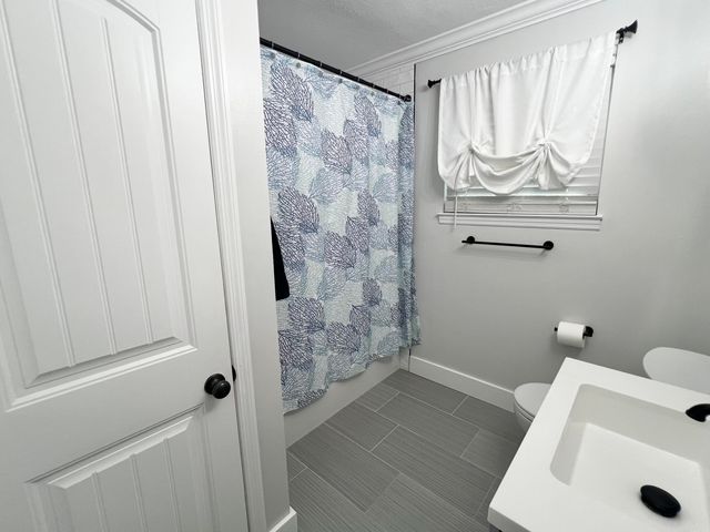 411 Oak Tree Road, Ringgold, GA 30736