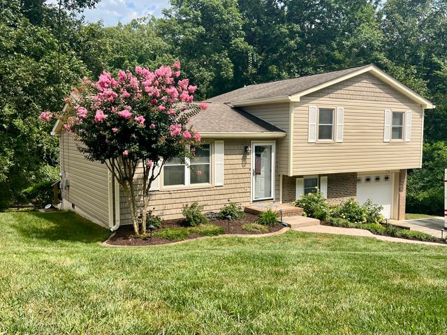 411 Oak Tree Road, Ringgold, GA 30736