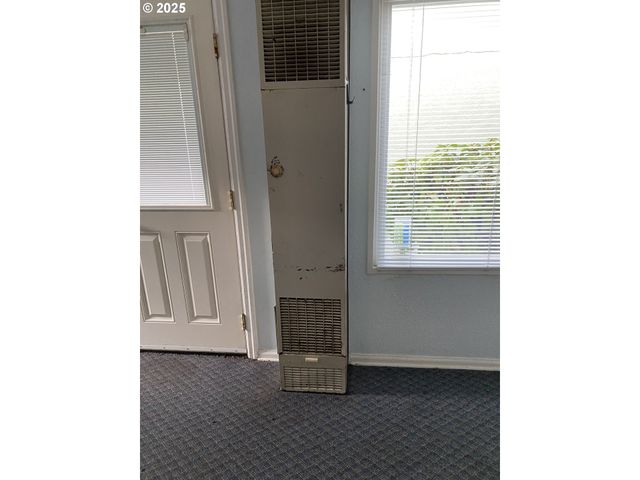 4320 Se HAWTHORNE Blvd, Portland, OR 97215