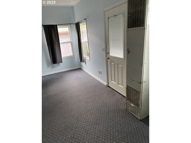 4320 Se HAWTHORNE Blvd, Portland, OR 97215