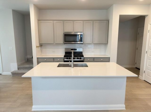 8311 Springsteen DR 318, Austin, TX 78744