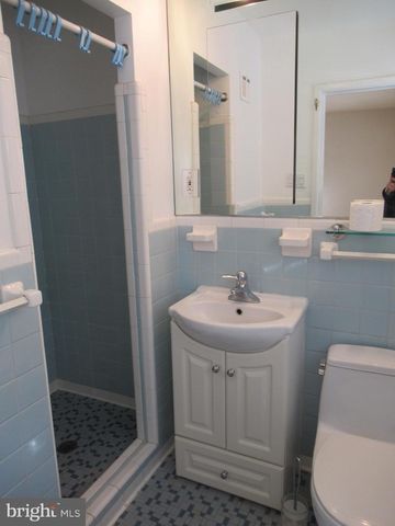 543 N LOMBARDY ST, Arlington, VA 22203