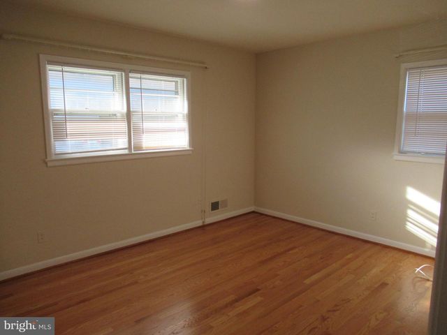 543 N LOMBARDY ST, Arlington, VA 22203