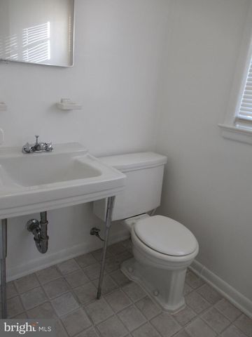 543 N LOMBARDY ST, Arlington, VA 22203