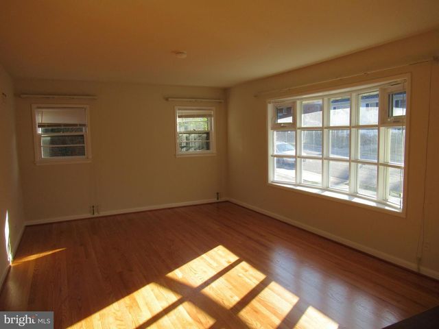 543 N LOMBARDY ST, Arlington, VA 22203