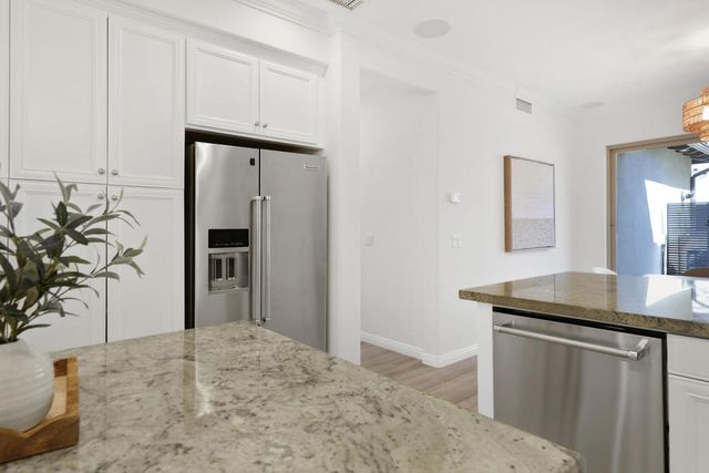 80425 Whisper Rock Way 57, La Quinta, CA 92253