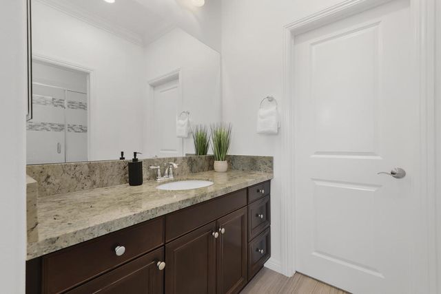 80425 Whisper Rock Way 57, La Quinta, CA 92253
