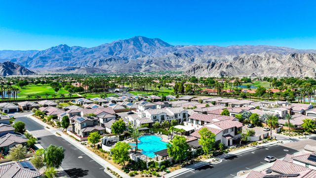 80425 Whisper Rock Way 57, La Quinta, CA 92253