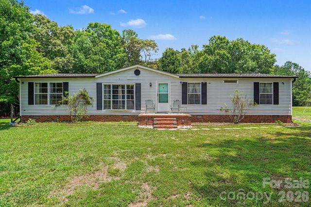 4665 Blade Run Road, Edgemoor, SC 29712