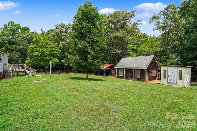 4665 Blade Run Road, Edgemoor, SC 29712