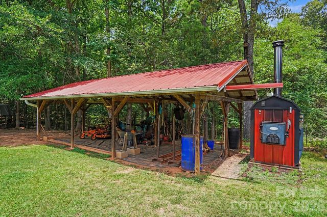 4665 Blade Run Road, Edgemoor, SC 29712