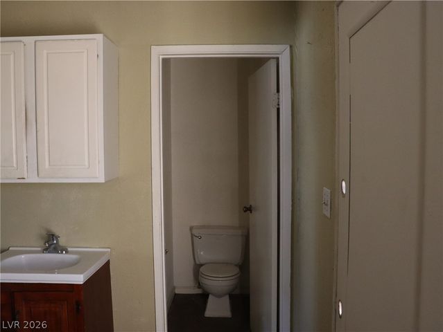 1812 Santa Paula Drive, Las Vegas, NV 89104