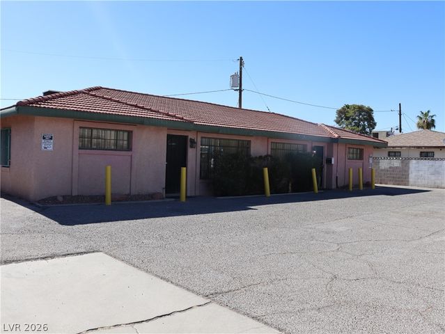 1812 Santa Paula Drive, Las Vegas, NV 89104