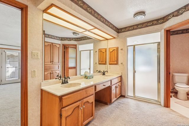 8534 Classic Oaks, San Antonio, TX 78255