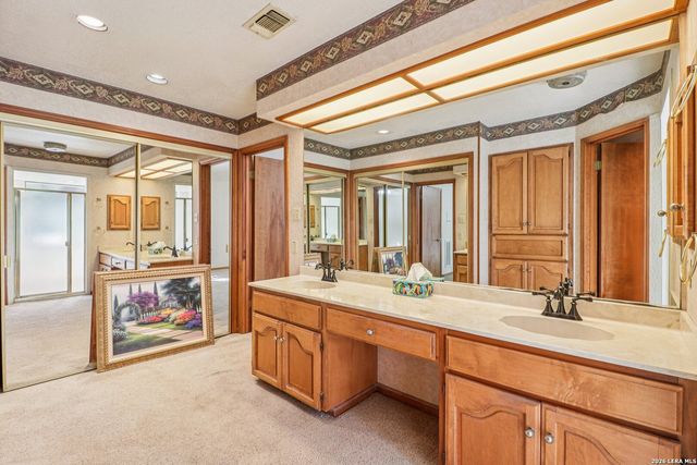 8534 Classic Oaks, San Antonio, TX 78255