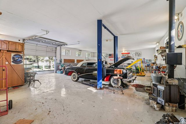 8534 Classic Oaks, San Antonio, TX 78255