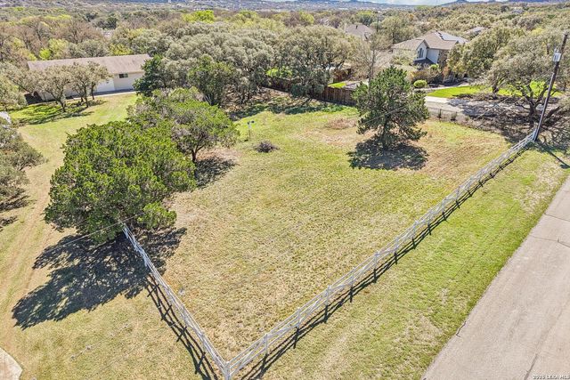 8534 Classic Oaks, San Antonio, TX 78255