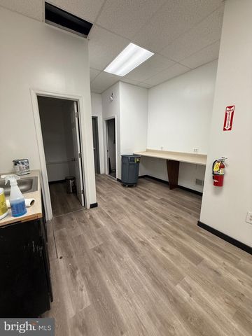 5405 NESHAMINY BLVD, Bensalem, PA 19020