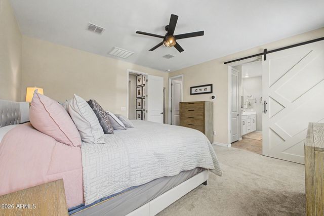 4339 W PALACE STATION Road, New River, AZ 85087