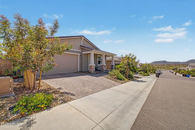 4339 W PALACE STATION Road, New River, AZ 85087