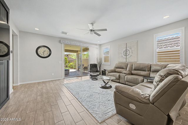 4339 W PALACE STATION Road, New River, AZ 85087