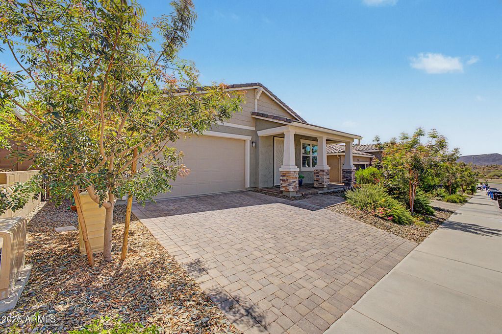 4339 W PALACE STATION Road, New River, AZ 85087