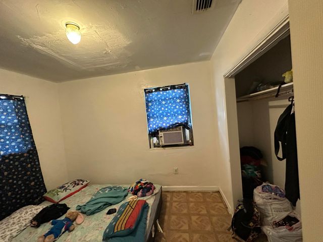 555 HAREM Avenue, Opa-Locka, Opa Locka, FL 33054