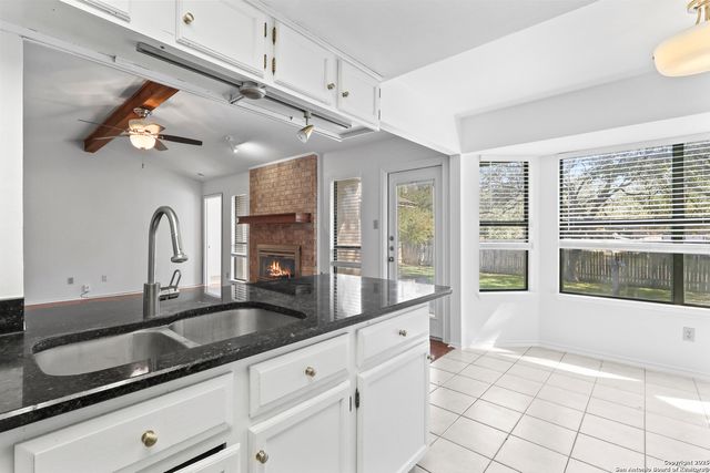 15302 Artesian Oaks, San Antonio, TX 78232