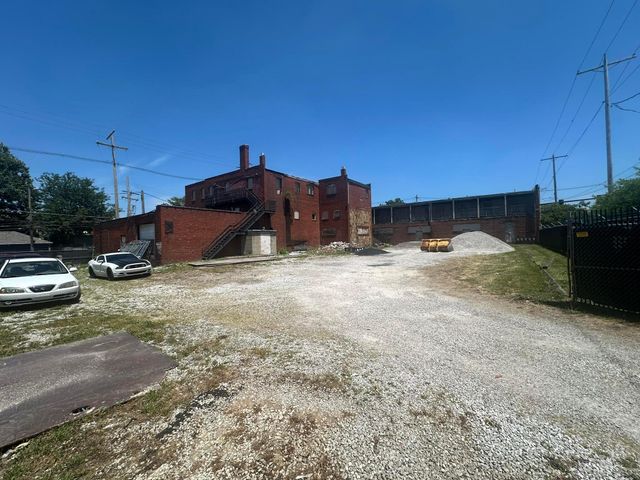 268 E 11th Avenue, Columbus, OH 43201
