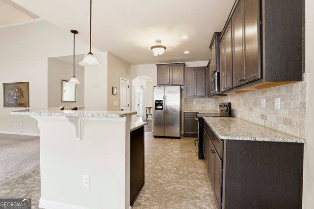 130 Thrushwood Drive, Fayetteville, GA 30215