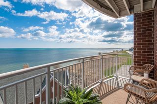 3930 Lake DRIVE #408, Saint Francis, WI 53235