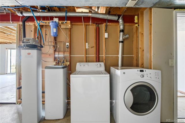 8692 Lariat Loop, Elizabeth, CO 80107