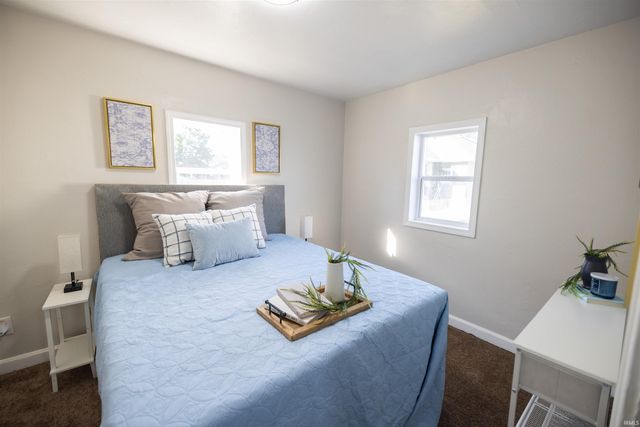 2410 Central Avenue, Anderson, IN 46016